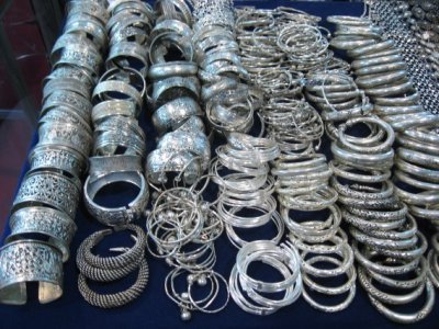 Lao jewelry at Lao-ITECC
