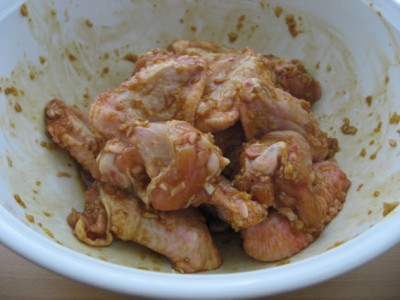 making BBQ chicken wings