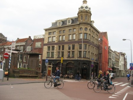 English Pub in Leiden