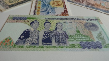 Lao banknotes
