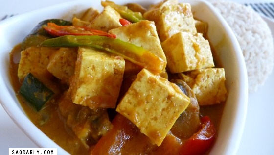 Tofu and Vegetable Curry